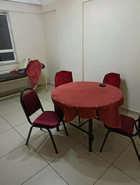 siirtte-kuafor-gorunumlu-kumarhaneye-baskin-1648133125662.jpeg Siirt'te kuaför görünümlü kumarhaneye baskın!-1