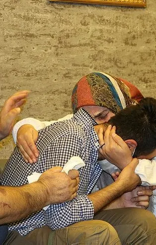 Son dakika: HDP önündeki ailelerin çığlığı eli kanlı PKK’yı bitirme noktasına getirdi! Bir aile daha evladına kavuştu