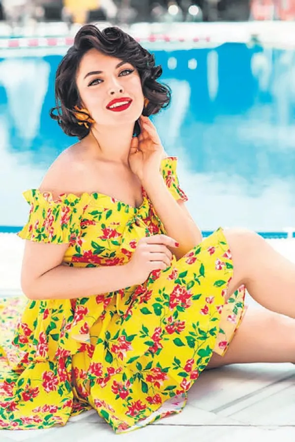 Ressam Berfin Uluman yardım seferberliği için Uganda’ya gitti-8