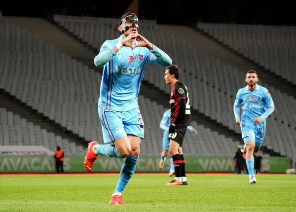 Son şampiyona İstanbul'da soğuk duş! Karagümrük-Trabzonspor: 4-1-5