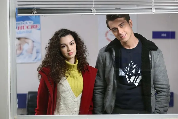 kardeslerim-75-bolum-fragmani-yayinlandi-omeri-nufusuma-alacagim-1673460085629.jpg Kardeşlerim 75. bölüm fragmanı yayınlandı: “Ömer’i nüfusuma alacağım”-6