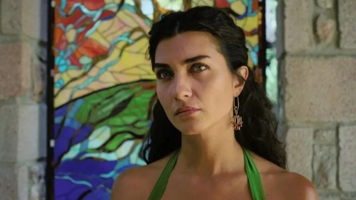 Boyu kadar olmuşlar: Tuba Büyüküstün’den ikiz kızları Toprak ve Maya’yla yeni paylaşım! Son halleri görenleri şaşırttı