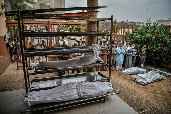 CANLI TAKİP | İşgalci İsrail Gazze'ye 24 gündür ölüm yağdırıyor! Havadan karadan denizden her yerden bombalıyor-16