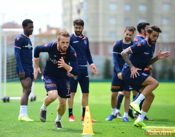 Beşiktaş Ve Rizespor Mücadelelerine 3'Er Milyon Tl Galibiyet Primi Dağıtan Yönetim, Bu Kez Miktarı Bir Hayli Yükseltti Ve 10 Milyon Tl'ye Çıkardı.