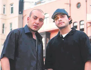 ’Nefret’ yok sevgi var