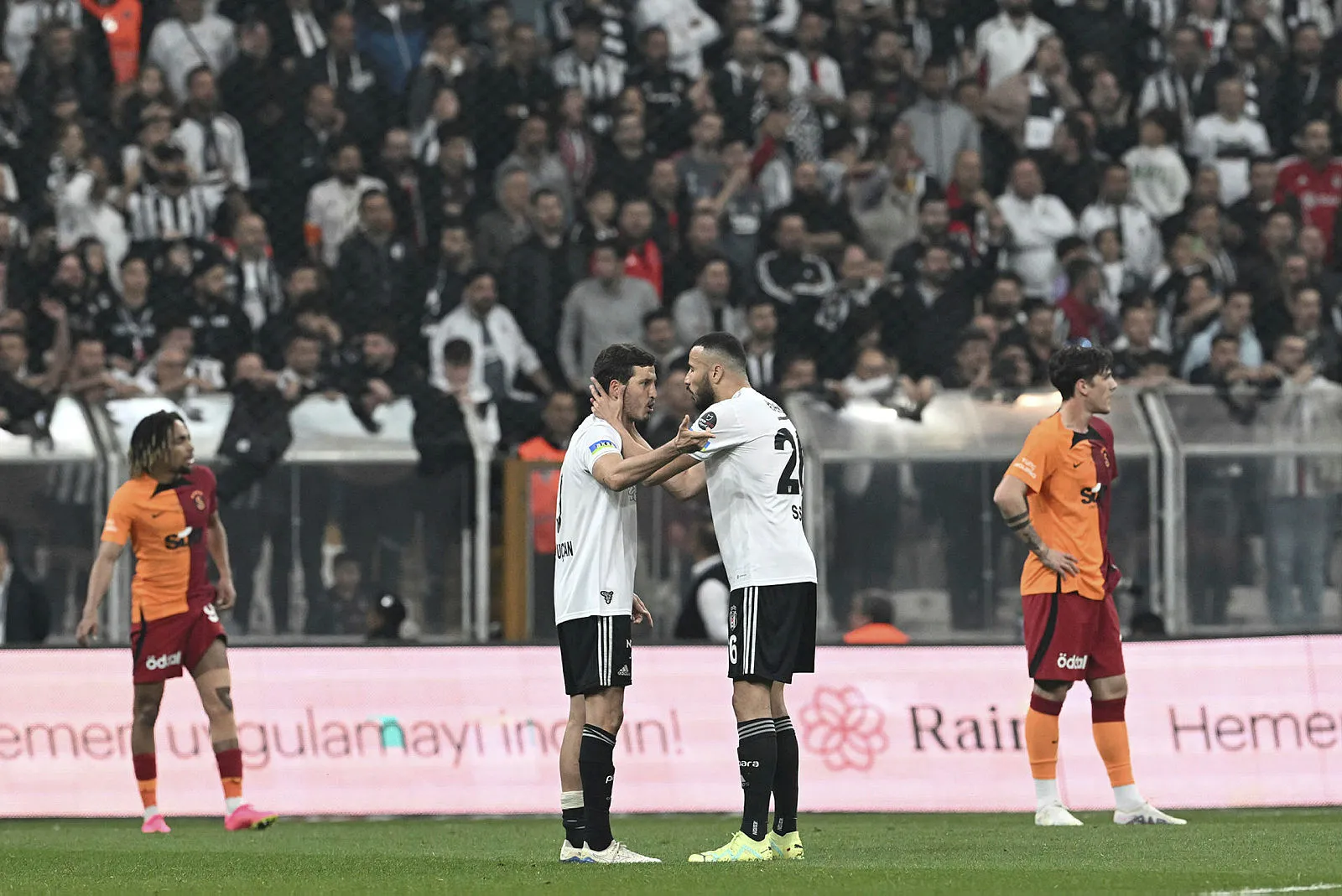 Süper Lig'de şampiyonluk yarışı kızıştı! İşte Beşiktaş, Fenerbahçe ve Galatasaray'ın kalan maçları - 2