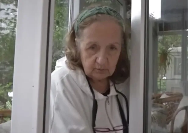 Özel Bayındır Hastanesi’nde yaşlı hastaya eziyet! Adı bilinmeyen genç muamması-4