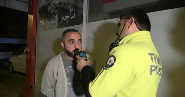 Bursa’da alkollü yakalanan sürücü alkolmetreye üflememek yapmadığını bırakmadı: Ekmeğimden olurum