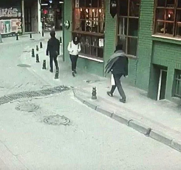 Kadıköy'de 17 yaşındaki kıza yumrukla saldırın Anıl Koray Gürbulak yakalama kararı çıkarıldı-5