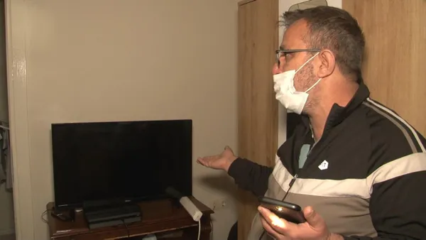 istanbul-arnavutkoyde-elektrik-voltajinin-aniden-yukselmesi-nedeniyle-5-apartmanda-prize-bagli-elektronik-cihazlar-bozuldu-1618983003535.jpg İstanbul Arnavutköy'de elektrik voltajının aniden yükselmesi nedeniyle 5 apartmanda prize bağlı elektronik cihazlar bozuldu-2