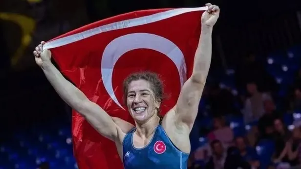 kadin-gures-milli-takimi-avrupa-sampiyonasini-5-madalya-ile-tamamladi-1682107478831.jpeg Kadın Güreş Milli Takımı, Avrupa Şampiyonası'nı 5 madalya ile tamamladı-2