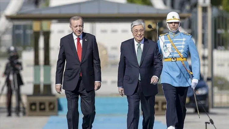 Başkan Erdoğan Tokayev ile görüştü