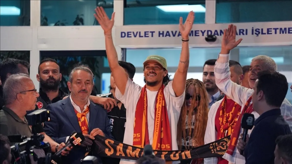 Gözler onun üzerinde! Galatasaray'ın eleştirilen yıldızı Leroy Sane Frankfurt maçına hazırlanıyor