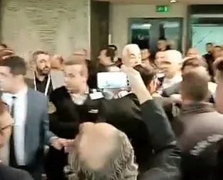 İBBnin kongresinde olay çıktı! UBERciler ve taksiciler birbirine girdi! Genel Sekreter Yardımcısı arada kaldı!