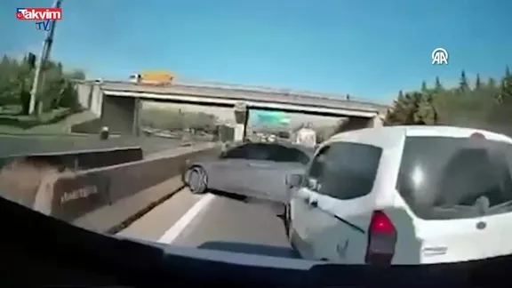 Kocaeli zincirleme kaza kamerada!