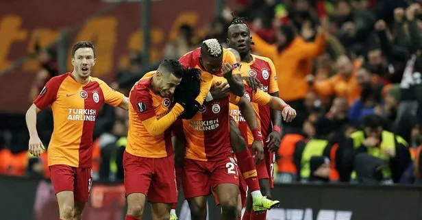 Galatasaray’ın eski yıldızı geri dönüyor!