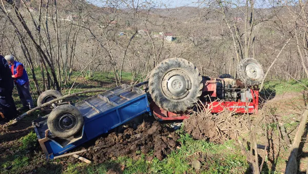 gorme-engelli-baba-traktor-altinda-kalan-oglunu-kurtardi-1637586763689.jpg Görme engelli baba traktör altında kalan oğlunu kurtardı-3