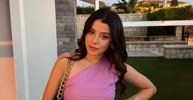 İlayda Alişan'dan duygusal mesaj! Küçük yaşta kaybettiği annesini unutmadı: “Bütün gülüşlerin aklımda”