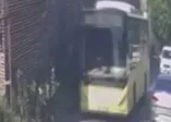 İETT dehşeti: Yayaya çarpıp kaçtı