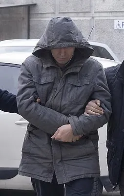 FETÖ'nün 120 'mahrem abisi'ne operasyon