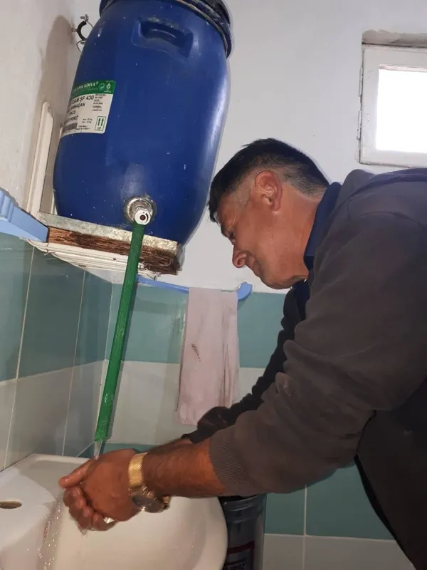 Ankara'da barajın yanında susuzluk çilesi: Su bidonu taşımaktan hepsi fıtık oldu!-10