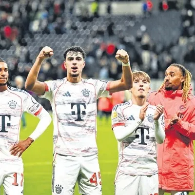 Bayern Münih doludizgin!