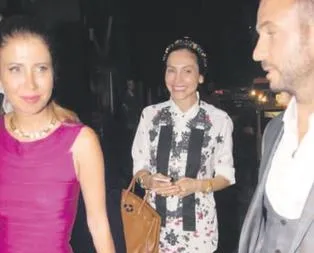 Günay giyinmeyi unutmuş