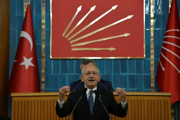 kilicdaroglu-ile-feto-elebasi-gulen-nasil-konustu-iste-o-3-iddia-1642142834674.jpg Kılıçdaroğlu ile FETÖ elebaşı Gülen nasıl konuştu? İşte o 3 iddia!-3