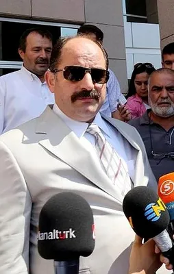 FETÖ'cü Zekeriya Öz kiliseye sığınmış