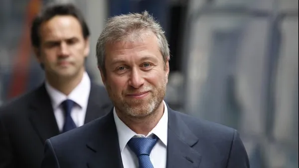 Roman Abramovich’in yeni yatı Buckingham Sarayı’ndan bile daha büyük-9