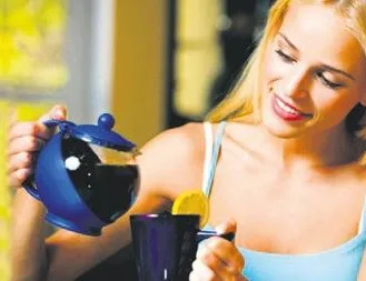 Çayın fazlası kemiklerı kırar