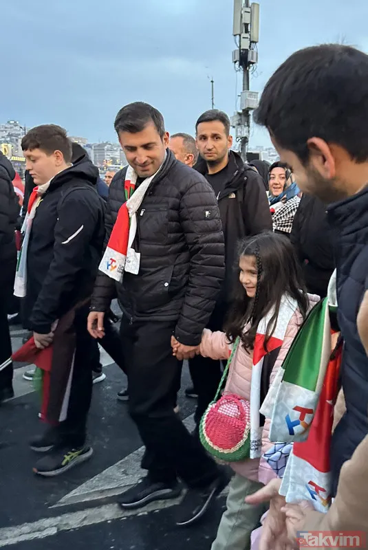 Galata'dan şehitlerimiz ve Filistin için dünyaya haykırış... İsimleri tek tek okundu | Tarihi günden tarihi kareler! - 20