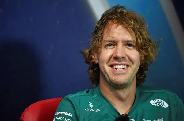 formula-1-pilotu-sebastian-vettel-sezon-sonunda-emekli-olacagini-acikladi-1659011333545.jpg Formula 1 pilotu Sebastian Vettel, sezon sonunda emekli olacağını açıkladı-2