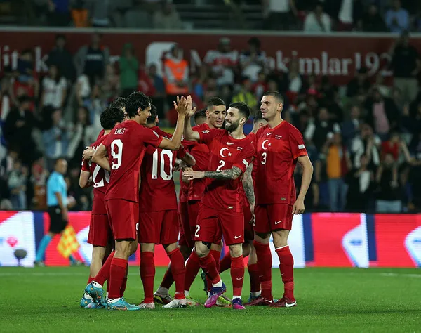 turkiye-faroe-adalari-mac-sonucu-4-0-bizim-cocuklar-farkli-basladi-1654376018436.jpg Türkiye - Faroe Adaları maç sonucu: 4-0! Bizim Çocuklar farklı başladı-3