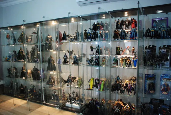 izmirde-yasayan-ahmet-gezer-21-yilda-topladigi-600-figure-600-bin-liranin-uzerinde-para-harcadi-1608191519966.jpg İzmir'de yaşayan Ahmet Gezer 21 yılda topladığı 600 figüre 600 bin liranın üzerinde para harcadı-8