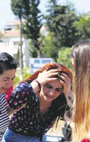 Antalya'da otomobille çarptığı motosikletin sürücüsü öldü, gözyaşlarını tutamadı