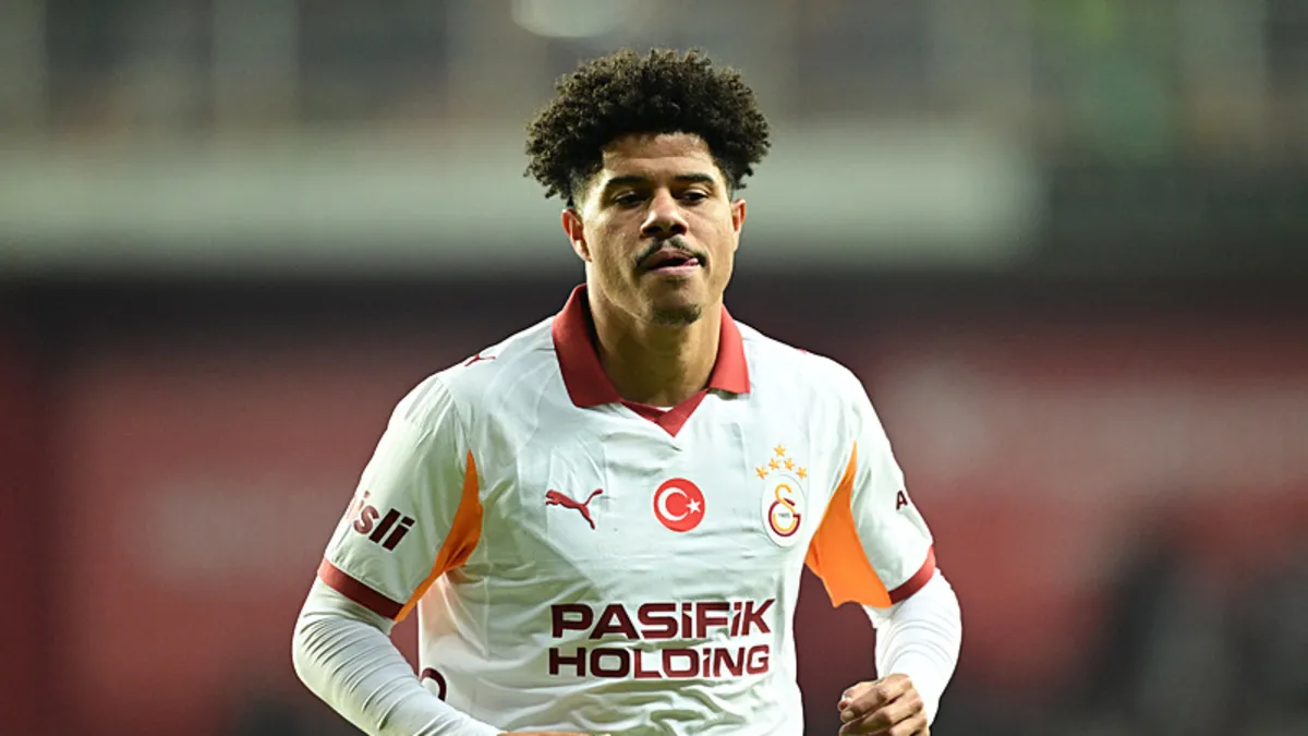 Galatasaray'da bir ayrılık daha kapıda! İngilizler takibe aldı