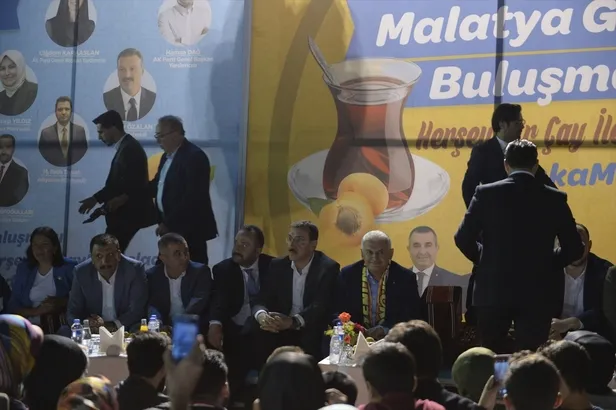 Binali Yıldırım'ın Malatya'daki gençlerle buluşmasına Başkan Erdoğan telefonla katıldı-1