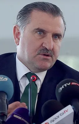 Spor Bakanı da 'yabancı sınırı' tartışmasına katıldı