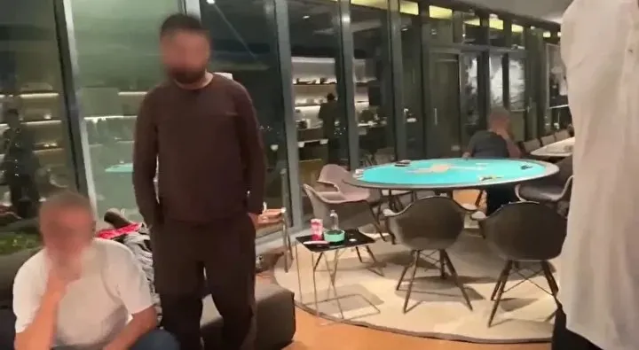 1769799823792.jpeg Bebek Otel'de dönen her şey! 10 yıllık çalışan itiraf etti: Kumar partileri, alacak defteri... Ali Koç ve Okan Buruk detayı-3