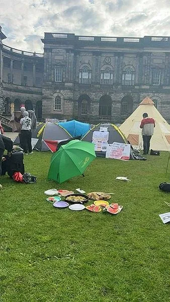 1715108518197.jpeg ABD'deki üniversitelerde başlayan Gazze'ye destek protestoları Avrupa'yı sardı!-6