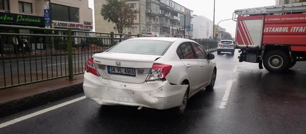 besiktasta-milyonluk-kaza-4-arac-birbirine-girdi-1634471180949.jpg Beşiktaş'ta milyonluk kaza! 4 araç birbirine girdi-7