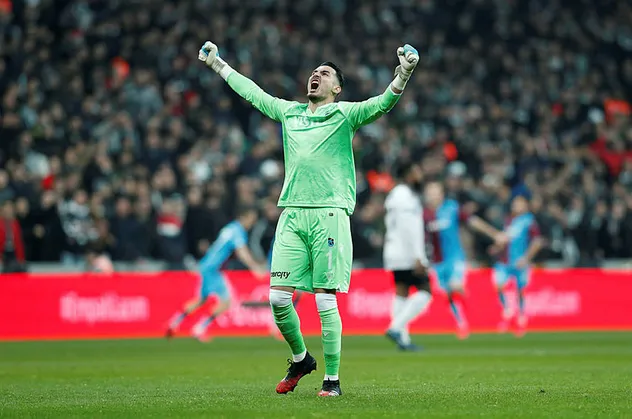 İtalyan devi Inter Uğurcan Çakır'ın peşini bırakmıyor