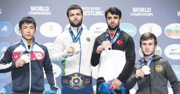 Ekrem ve Rahman bronz madalya aldı