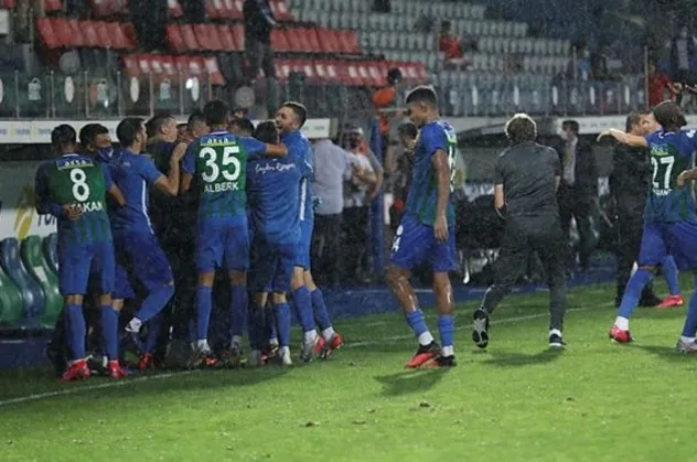 Kasımpaşa Çaykur Rizespor'u 2-0 mağlup etti