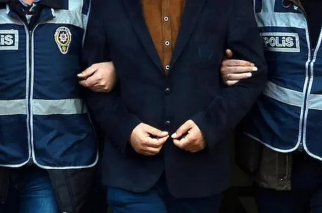 Kayseri'de FETÖ'ye operasyon: 8 gözaltı