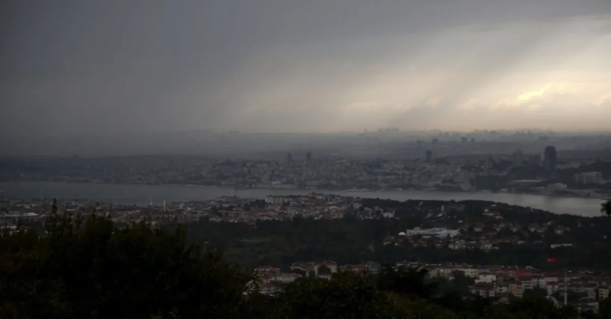 istanbul hortum son dakika istanbul da hortum mu oldu istanbul hortum uyarisi geldi mi takvim