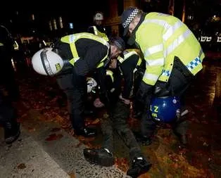 İngiliz uşağı BBC eylemleri görmezden geldi!