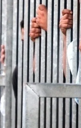 İran'da 50 bin mahkum için af çıkarılıyor