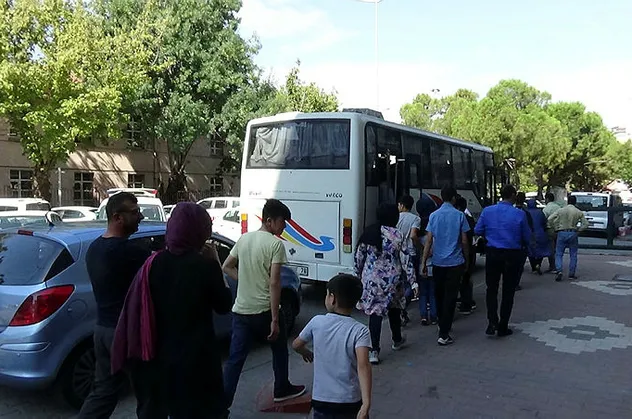 Çanakkale'de düzensiz göçmen operasyonu! Son anda yakalandılar